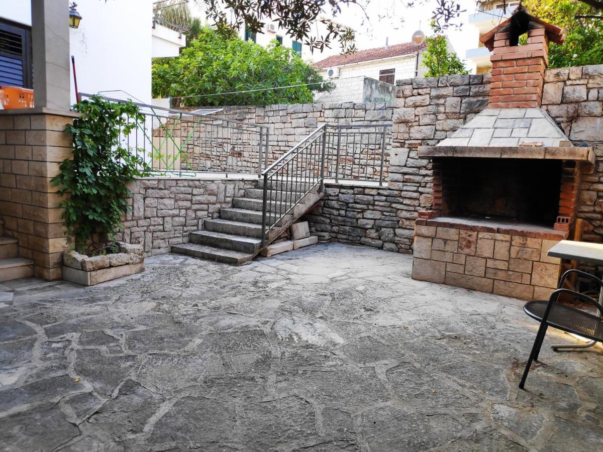 Apartments Vrsalovic Бол Экстерьер фото